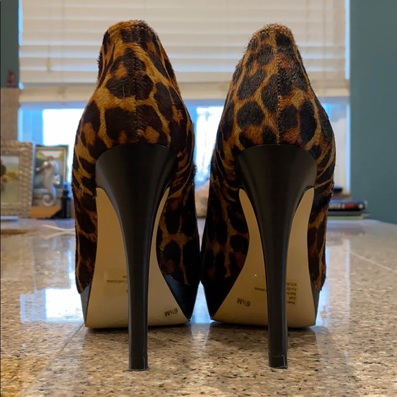 INC International Concepts animals print boots - Picture 4 of 10